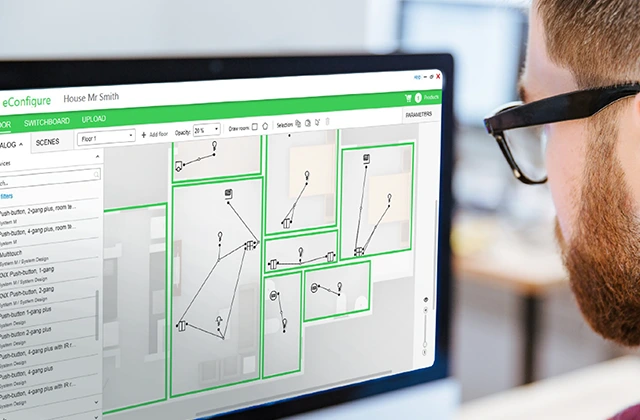 User monitoring energy consumption on screen – Schneider Electric KNX