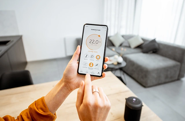Upravljanje temperaturnim zonama putem aplikacije na pametnom telefonu